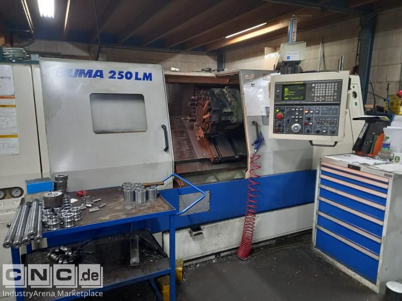 Doosan Puma 250 LMB CNC turning Lathe