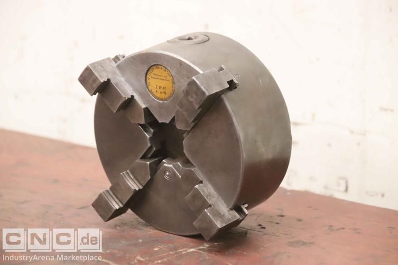 four-jaw chuck VEB DH 130 x 4-II  Ø 130 mm