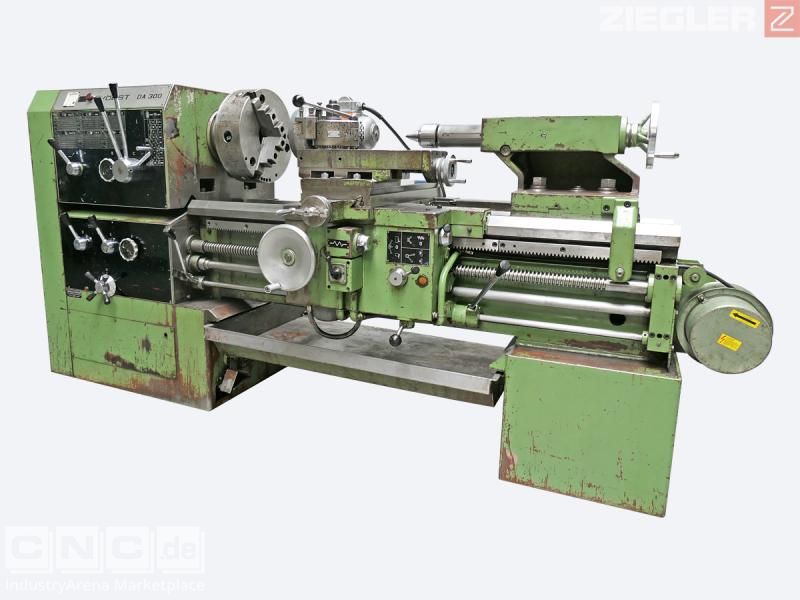 Voest DA300-1000 - Universal-Drehmaschine