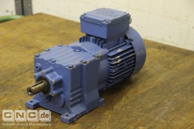 Gear motor 0.37 kW 183 rpm SEW Eurodrive R17 DT71D4