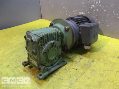 Gear motor 0.37 kW 94 rpm Bauknecht 52307 04 111