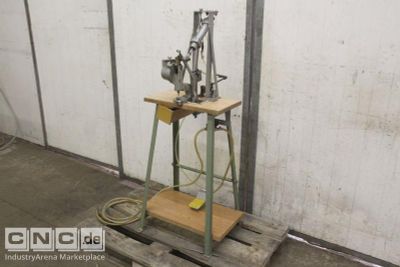 Knopfmaschine Astor 862