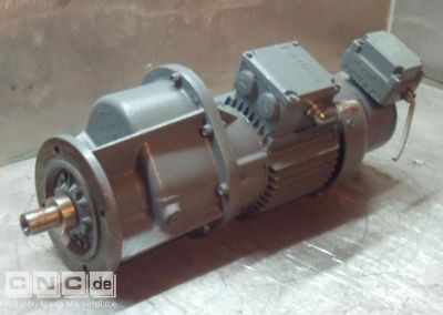 Getriebemotor 0,37 kW 76 U/min BAUER G12-20/DK84-200W