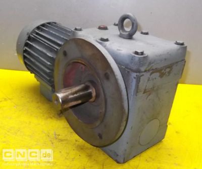 Getriebemotor 0,37/0,55 kW 15,5/31U/min SEW SS6F75D34-84