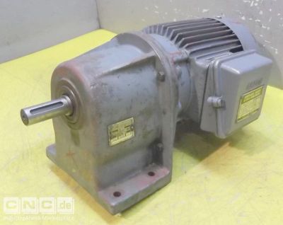 Getriebemotor 0,37/0,75 kW 19,5/78 U/min Bauer DKP8820/200