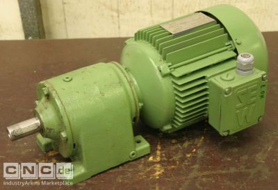 Getriebemotor 1,1 kW 206 U/min SEW Eurodrive R40DT90S4