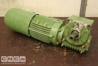 Getriebemotor 1,8 kW 41 U/min Lenze GFRKXX090-22