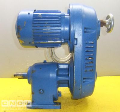 regelbarer Getriebemotor 0,75 kW 12-67 U/min Lenze 155-ZNA0-80-4