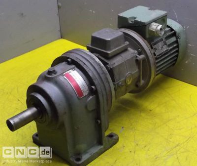 Getriebemotor 0,37 kW 83 U/min VEM KMERB/1G4