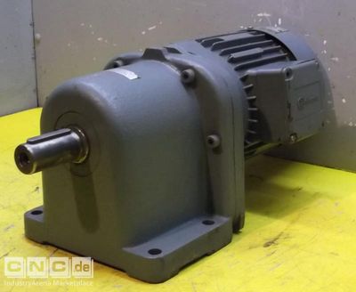 Getriebemotor 0,2/0,3 kW 15/31 U/min Bauknecht Z2-GRF0,55/84-7