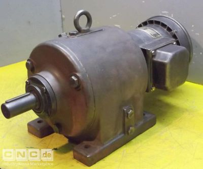 Getriebemotor 0,37/0,48 kW 31/62 U/min SEW R6eD374-2