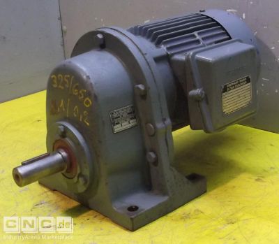 Getriebemotor 0,075/0,15 kW 325/650 U/min Bauer DKP8842E/200