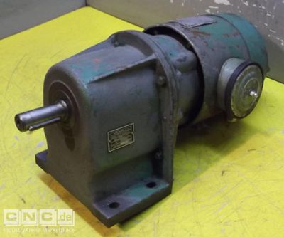 Getriebemotor 0,18 kW 26,5 U/min Bauer D0060/101  DK760/178