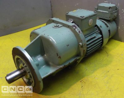 Getriebemotor 0,37 kW 104 U/min 60Hz BAUER G12-20/DK74-178W-AS/M