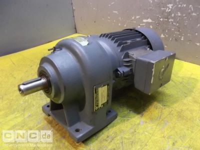 Getriebemotor 0,3/0,43 kW 95/190 U/min Nord SK71L/4