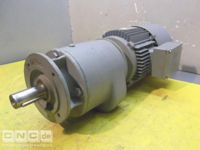 Getriebemotor 1,1 kW 57 U/min SEW EURODRIVE RF60DT90S4BN