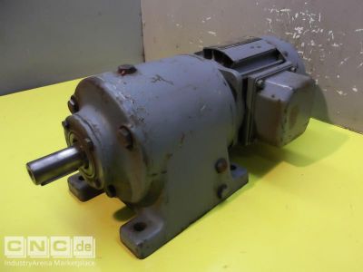 Getriebemotor 0,059/0,1 kW 38/76 U/min 60 Hz SEW R53D228-4