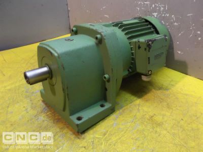 Getriebemotor 0,1/0,45 kW 15/60 U/min Flender Z112-G80M/3/2