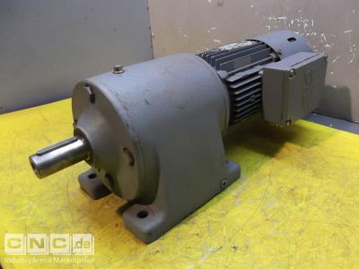 Getriebemotor 0,15/0,6 kW 23/100 U/min SEW Eurodrive R60DT80N8/2BM/HF/TF