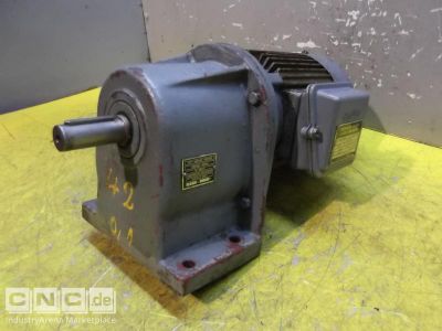 Getriebemotor 0,075 kW 42 U/min Bauer DK740/178