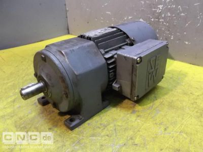 Getriebemotor 0,37 kW 128 U/min SEW Eurodrive R32DT71D4BN05