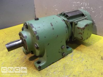 Getriebemotor 0,073/0,13 kW 25,5/51 U/min SEW Eurodrive R53VD23-84