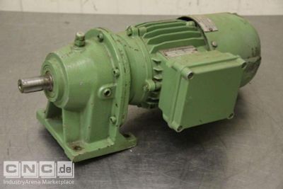 Getriebemotor 0,25 kW 30,5 U/min HEW GF0-71K/4-B0,4