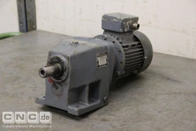 Getriebemotor 0,21/0,28 kW 26/52 U/min Nord SK12-71 S/4-2