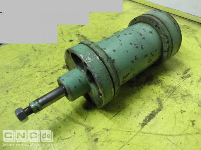 Pneumatic cylinder Festo Hub ca 138 mm