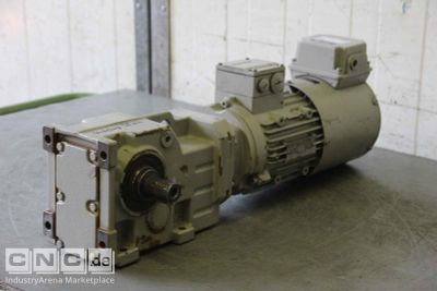 Getriebemotor 0,55 kW 35 U/min Siemens 1LA70804AA19-Z