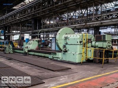 1 - Skoda S2100 sliding and screw-cutting Lathe
