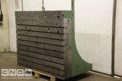 Clamping angle with T-slots unbekannt 1667/1000/H1400 mm