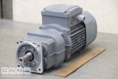 Getriebemotor 0,18 kW 118 U/min SEW-Eurodrive RF07 DR63M4/BR