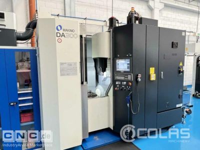 Makino DA 300 CNC Machining Center