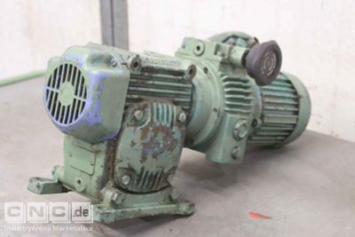 regelbarer Getriebemotor 0,37 kW  14,3 -2,4 U/min Lenze 11 592 03 06 0  i= 1:6