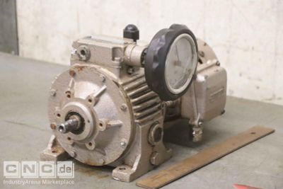 adjustable gear motor 0.18 kW 80-460 rpm Lenze 11 710 03 00