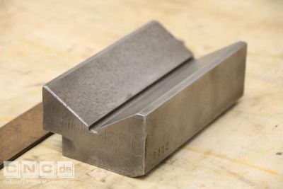 Anreissprisma 1 Stück Stahl 150/84/H50 mm  115°