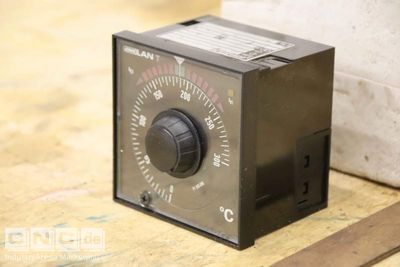 temperature controller Jumo TROw-96/la, re4  0 bis 300 °C