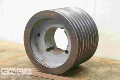 V-belt pulley with 8 grooves Guss SPB 220-8 (17mm)