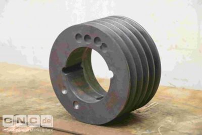 V-belt pulley with 5 grooves Guss SPA 140-5  (13 mm)