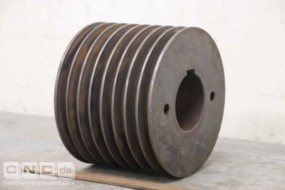 V-belt pulley with 8 grooves Guss SPC 210-8 (22 mm)