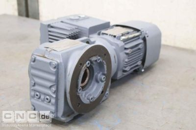 Geared motor 0.37-0.075 kW 13-2.6 rpm SEW-Eurodrive KAF37 DRS71S4BE05HR/MM03/AMA6