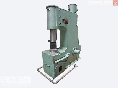 Reiter K23/500 - Pneumatischer Schmiedehammer