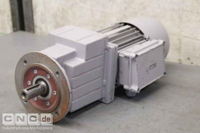 Getriebemotor 0,55 kW 55 U/min Lenze GS TO5-2 M VCK 080.32BR08S