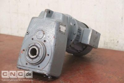 Getriebemotor 0,55 kW 34 U/min Nord SK 1282A100L/4  SK 100L/4