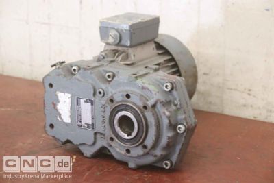 Getriebemotor 0,75 kW 136 U/min Nord SK 2080A-80 L/4