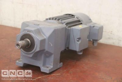 Getriebemotor 0,75 kW 84 U/min KEB G2.2A DK 80 G 4 F