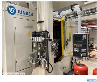 Spitzenlose - Rundschleifmaschine JUNKER Jupiter 500