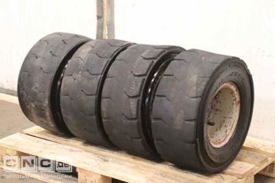 Tires with rim 4 pieces Omega 23x9-10 N.H.S