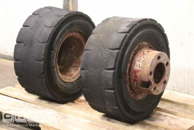 Tires with rim 2 pieces Omega 23x9-10 N.H.S